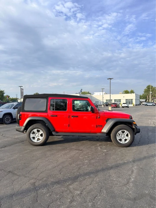 2022 Jeep JL Wrangler - Image 8 of 20