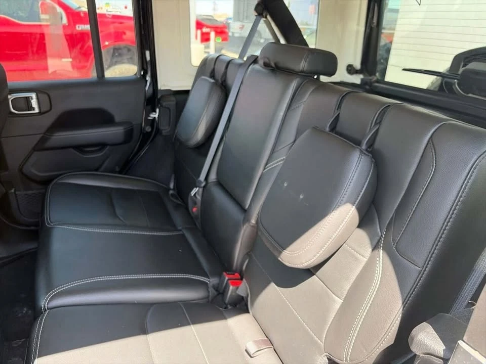 2022 Jeep JL Wrangler - Image 14 of 20