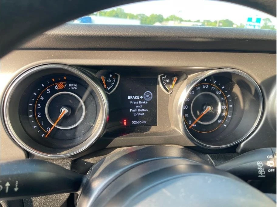 2022 Jeep JL Wrangler - Image 11 of 20