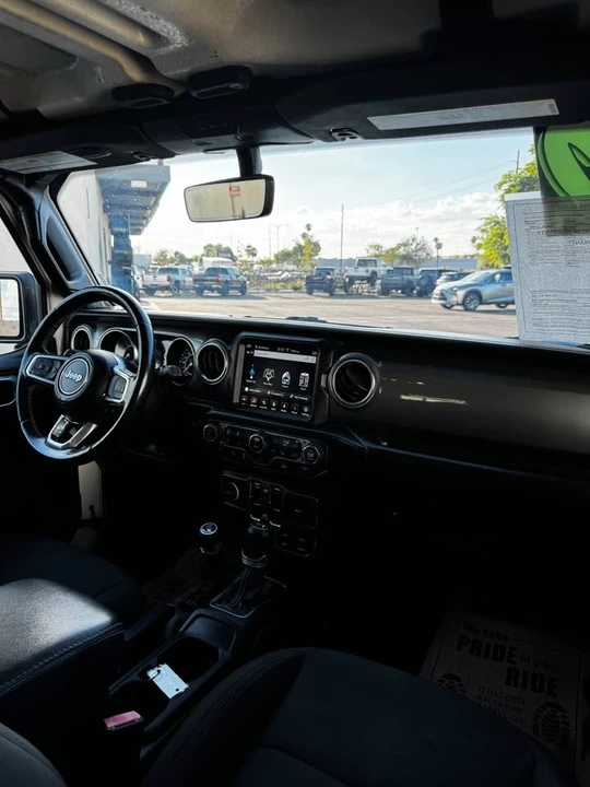 2022 Jeep JL Wrangler - Image 9 of 11
