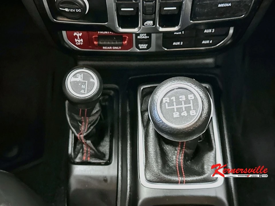 2022 Jeep JL Wrangler Rubicon 392 - Image 16 of 24