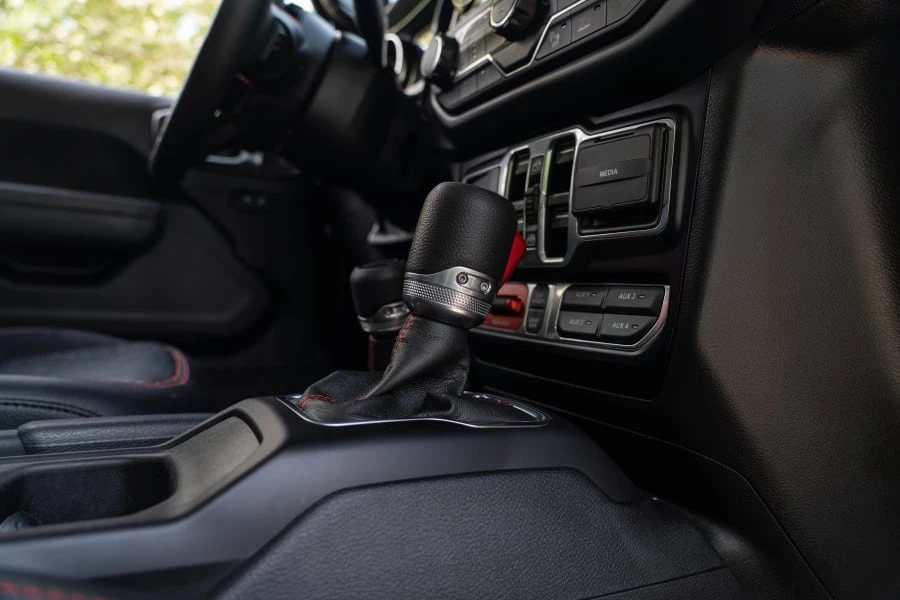 2022 Jeep JL Wrangler - Image 18 of 20