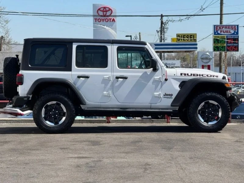 2022 Jeep JL Wrangler - Image 4 of 12