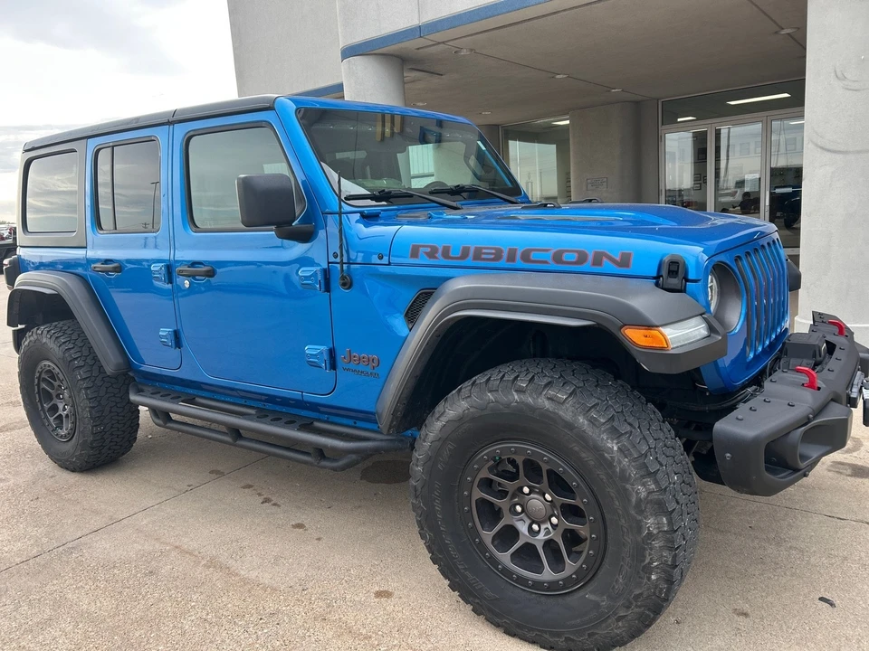 2022 Jeep JL Wrangler - Image 2 of 12