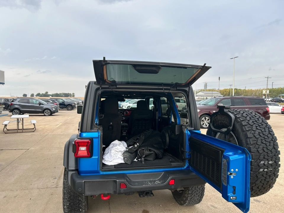 2022 Jeep JL Wrangler - Image 8 of 12