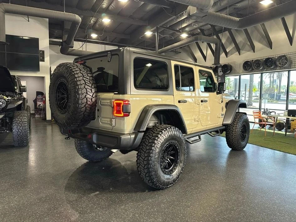 2022 Jeep JL Wrangler Rubicon 392 - Image 28 of 29