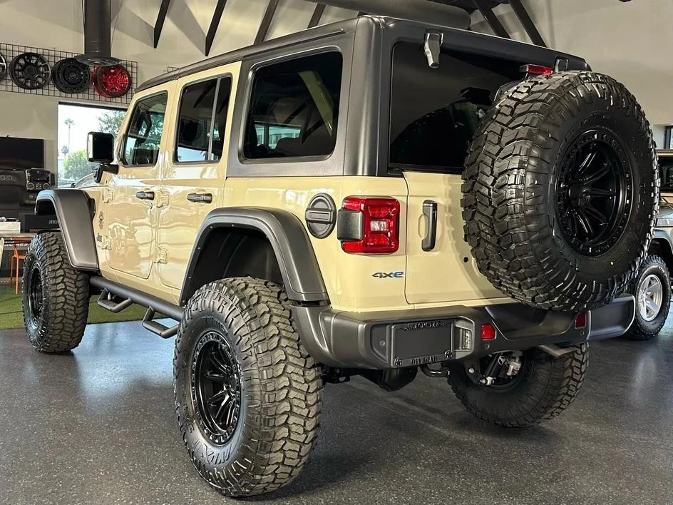 2022 Jeep JL Wrangler Rubicon 392 - Image 9 of 29