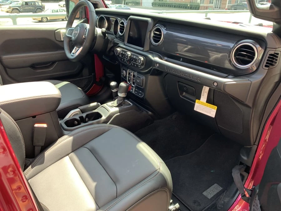 2022 Jeep JL Wrangler - Image 6 of 11