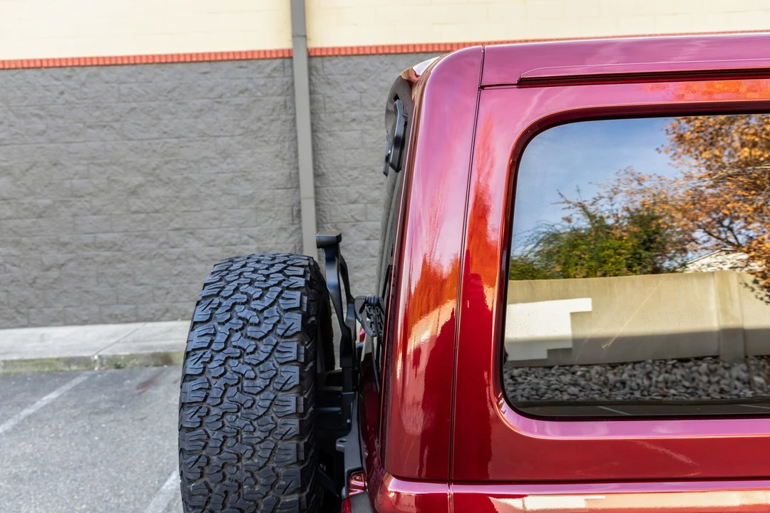 2022 Jeep JL Wrangler - Image 19 of 31