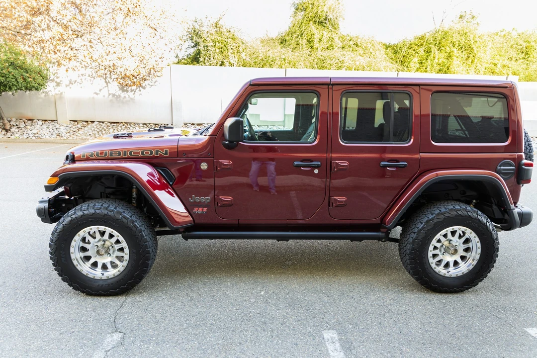 2022 Jeep JL Wrangler - Image 9 of 31