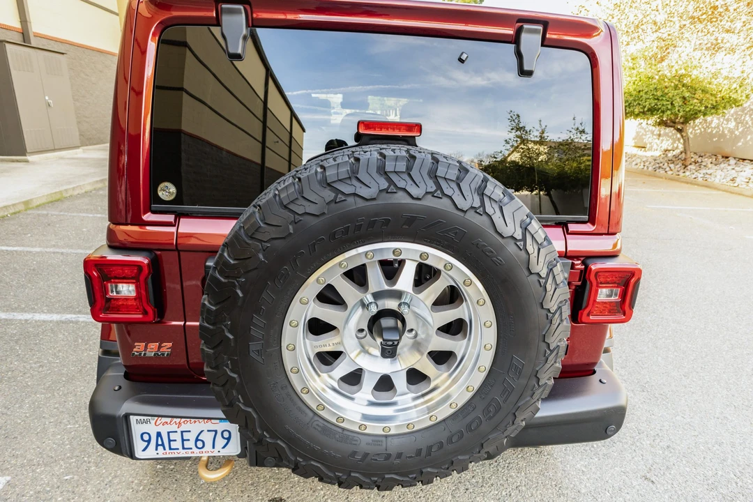 2022 Jeep JL Wrangler - Image 23 of 31