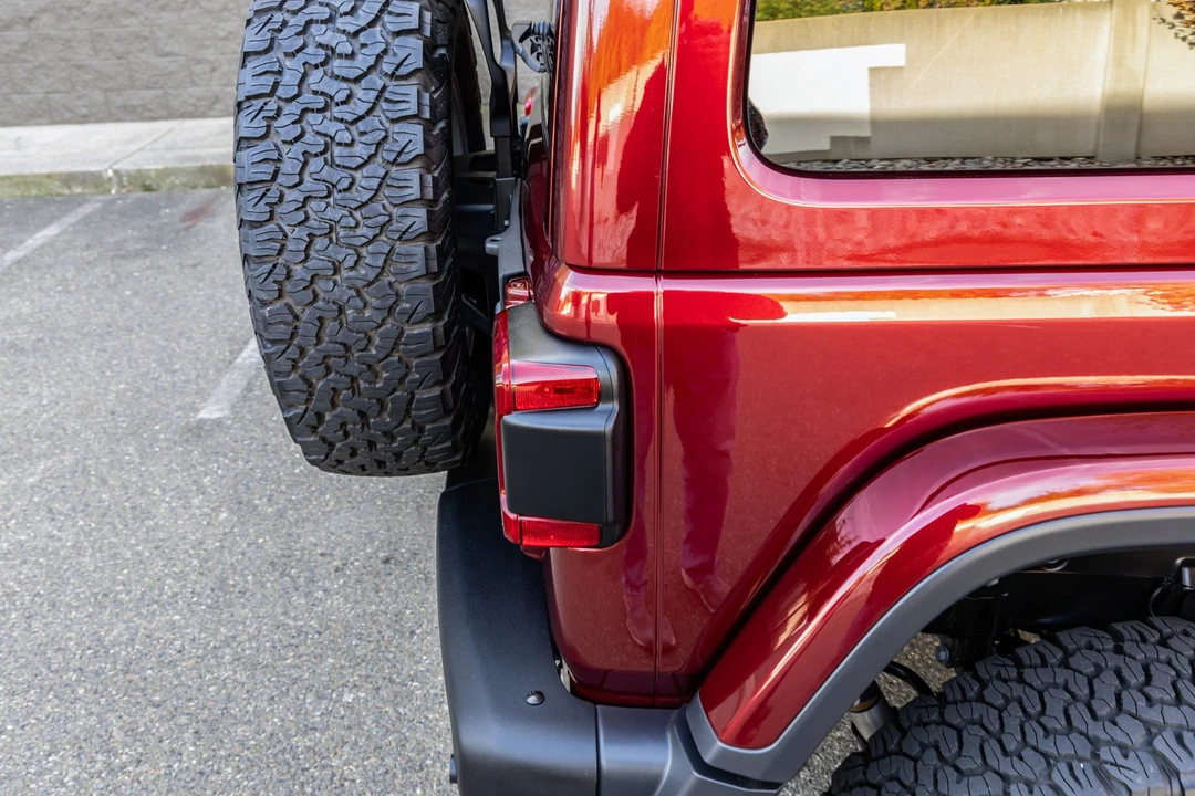 2022 Jeep JL Wrangler - Image 20 of 31