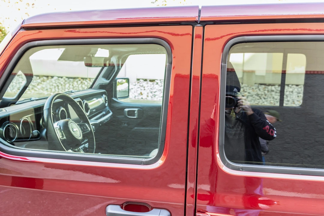 2022 Jeep JL Wrangler - Image 27 of 31