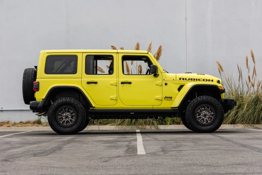 2022 Jeep JL Wrangler - Image 2 of 31