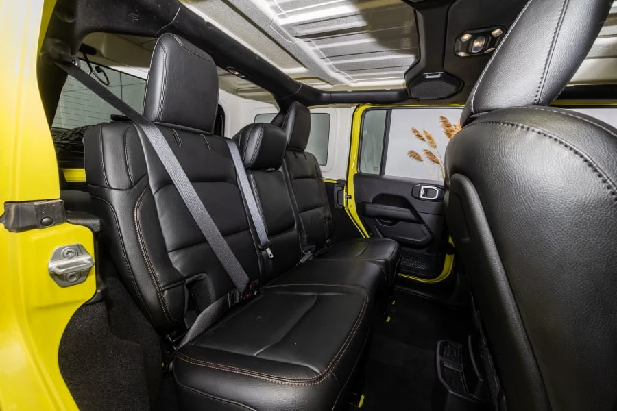 2022 Jeep JL Wrangler - Image 19 of 31