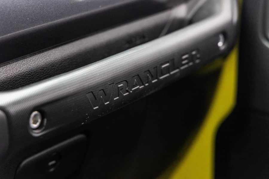 2022 Jeep JL Wrangler - Image 25 of 31