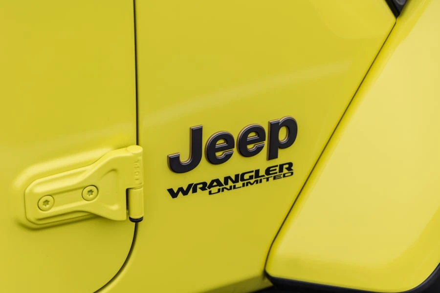 2022 Jeep JL Wrangler - Image 11 of 31