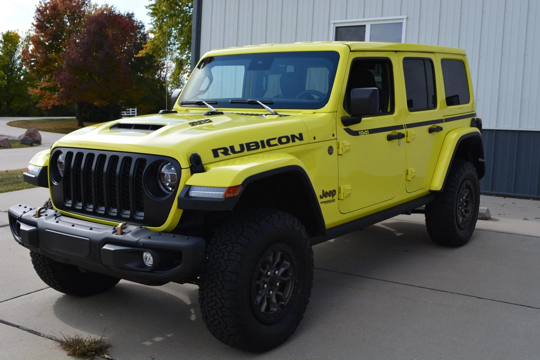 2022 Jeep JL Wrangler - Image 2 of 31