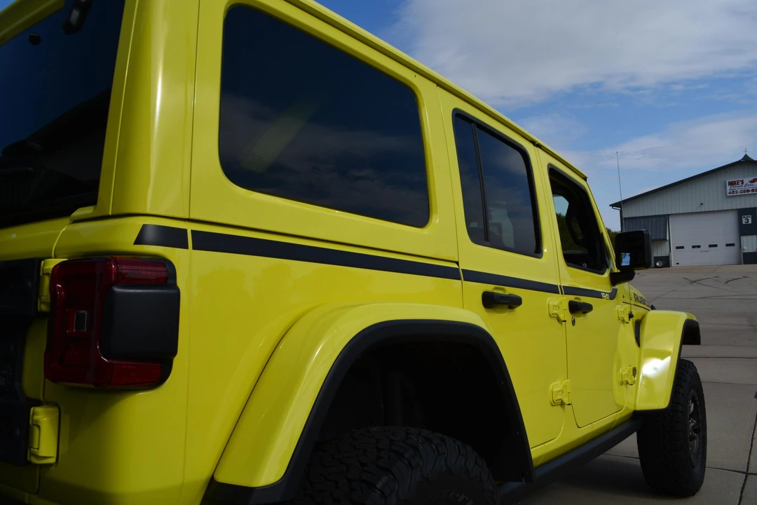 2022 Jeep JL Wrangler - Image 15 of 31