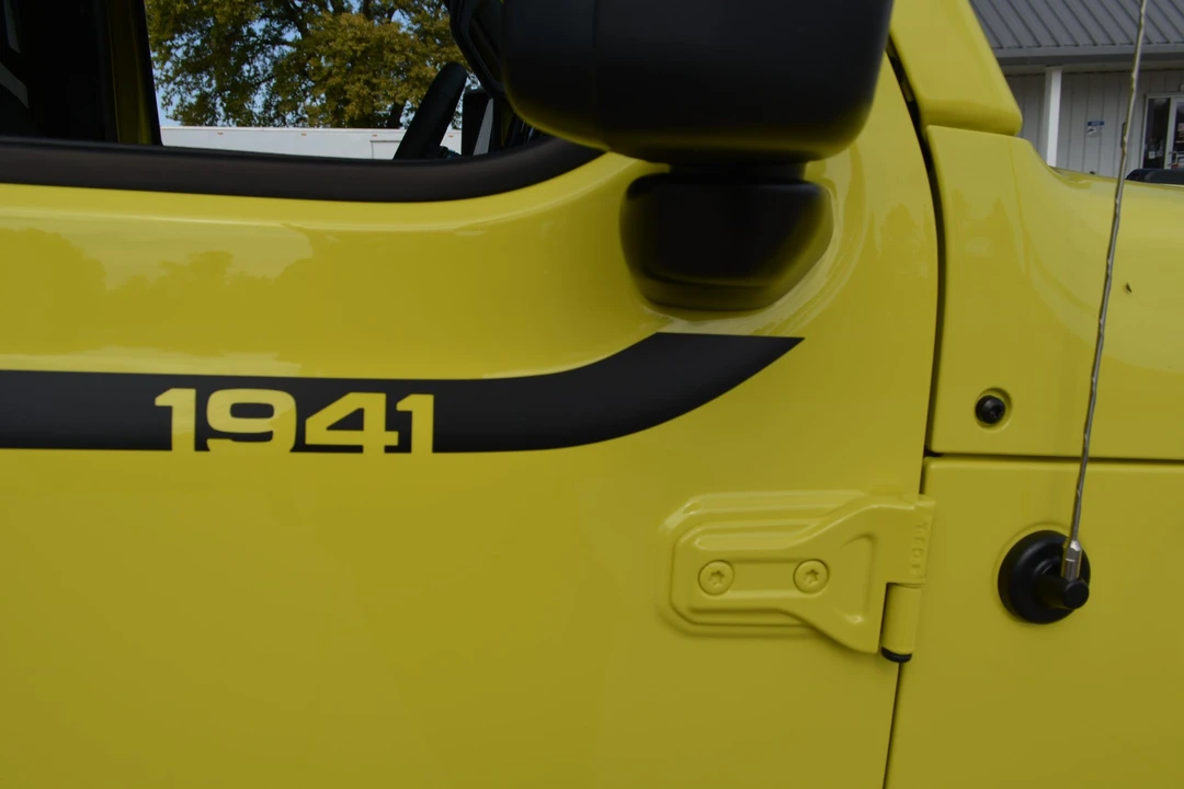 2022 Jeep JL Wrangler - Image 26 of 31