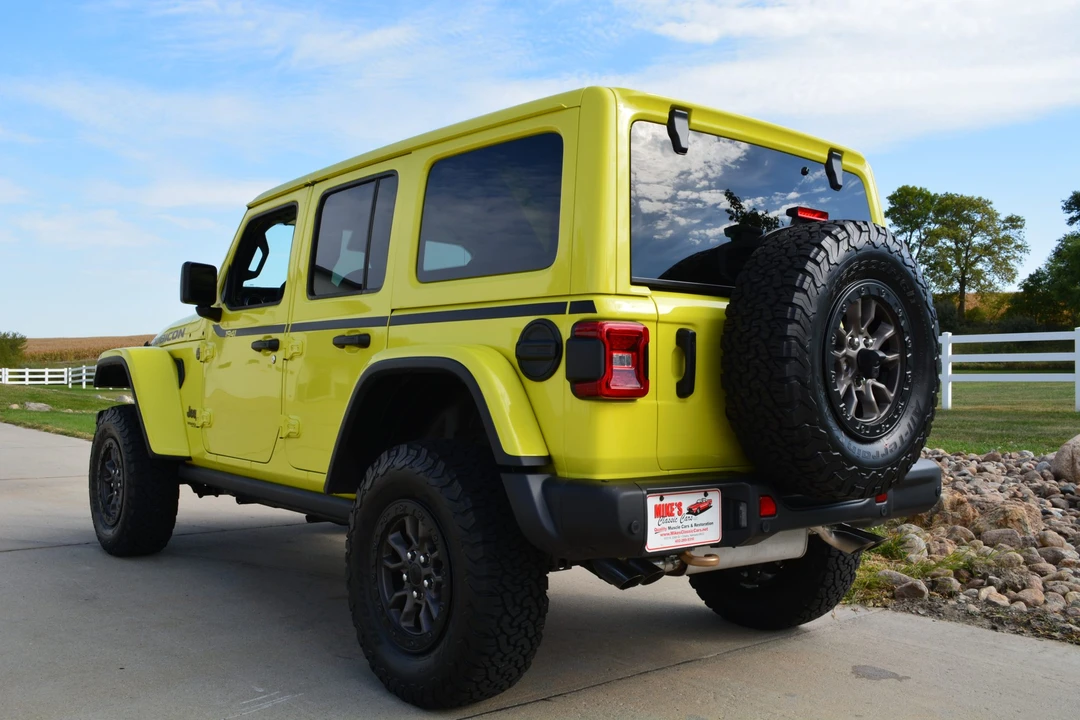 2022 Jeep JL Wrangler - Image 9 of 31