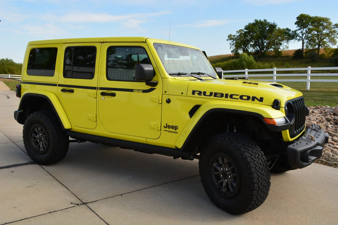 2022 Jeep JL Wrangler - Image 6 of 31
