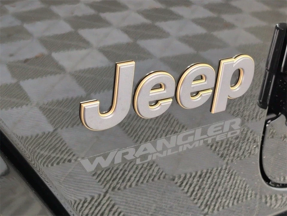 2022 Jeep JL Wrangler - Image 5 of 12