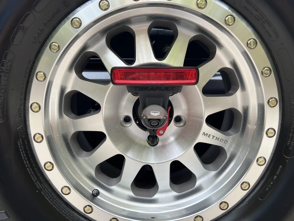 2022 Jeep JL Wrangler - Image 14 of 31