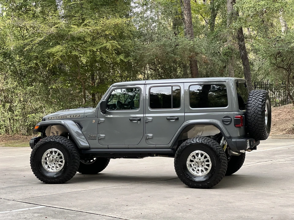 2022 Jeep JL Wrangler - Image 5 of 31