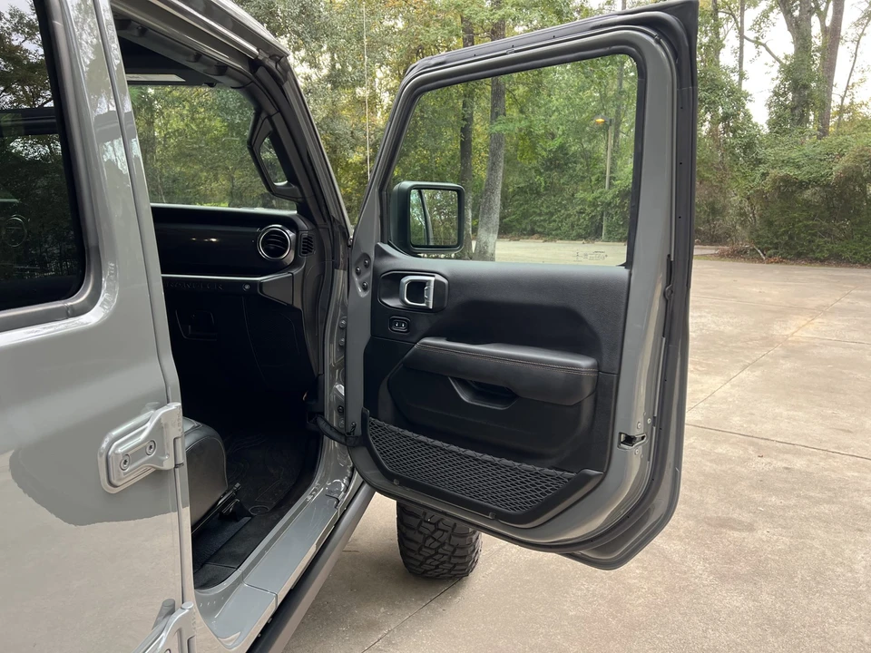 2022 Jeep JL Wrangler - Image 27 of 31