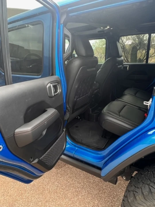2022 Jeep JL Wrangler - Image 19 of 31