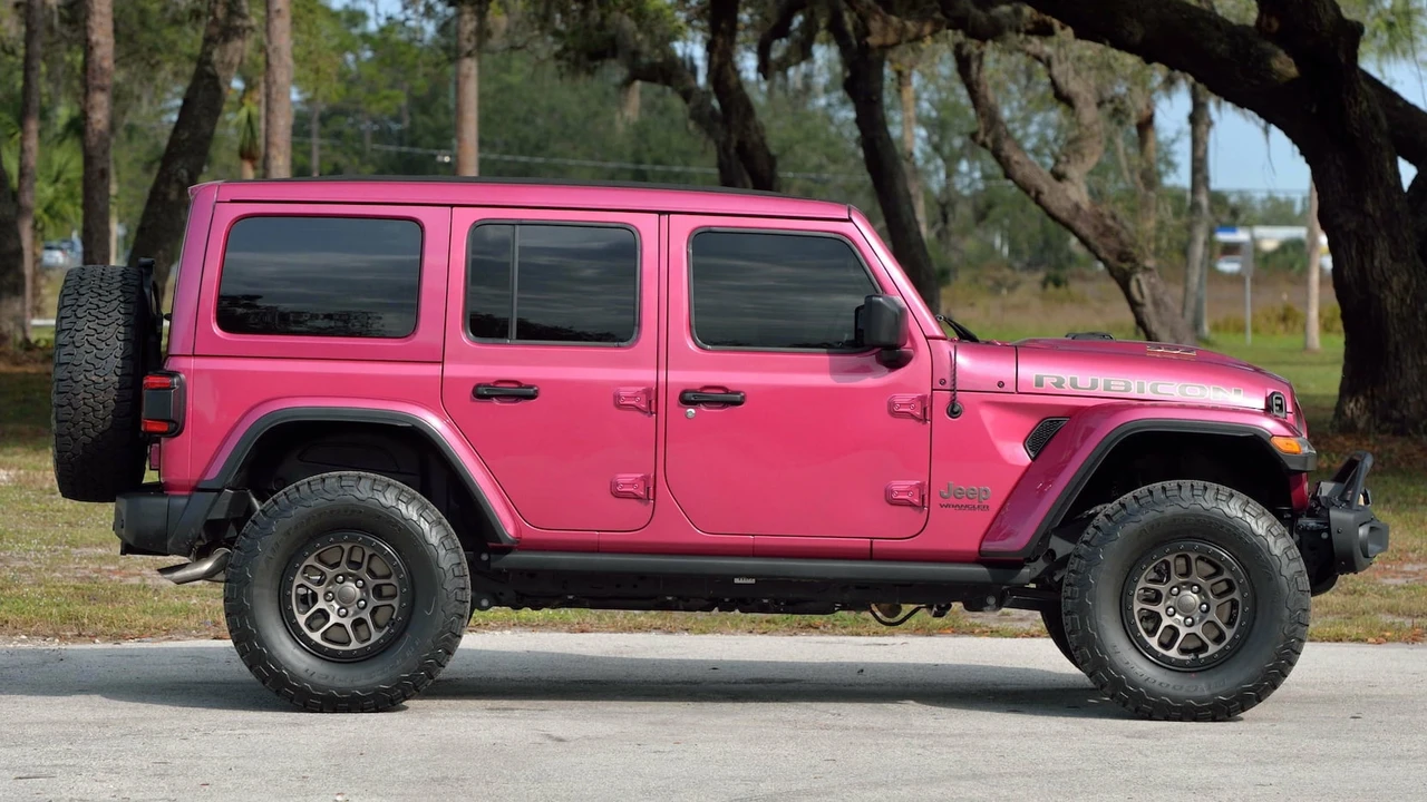 2022 Jeep JL Wrangler - Image 2 of 29