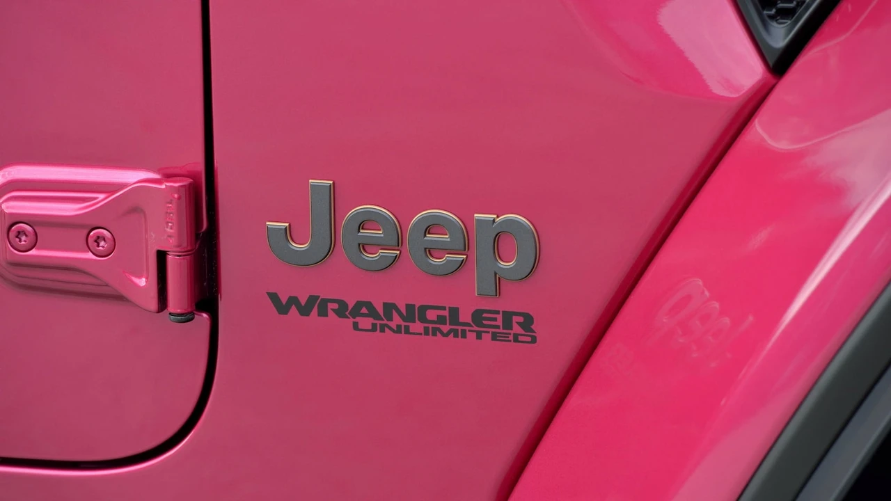 2022 Jeep JL Wrangler - Image 10 of 29