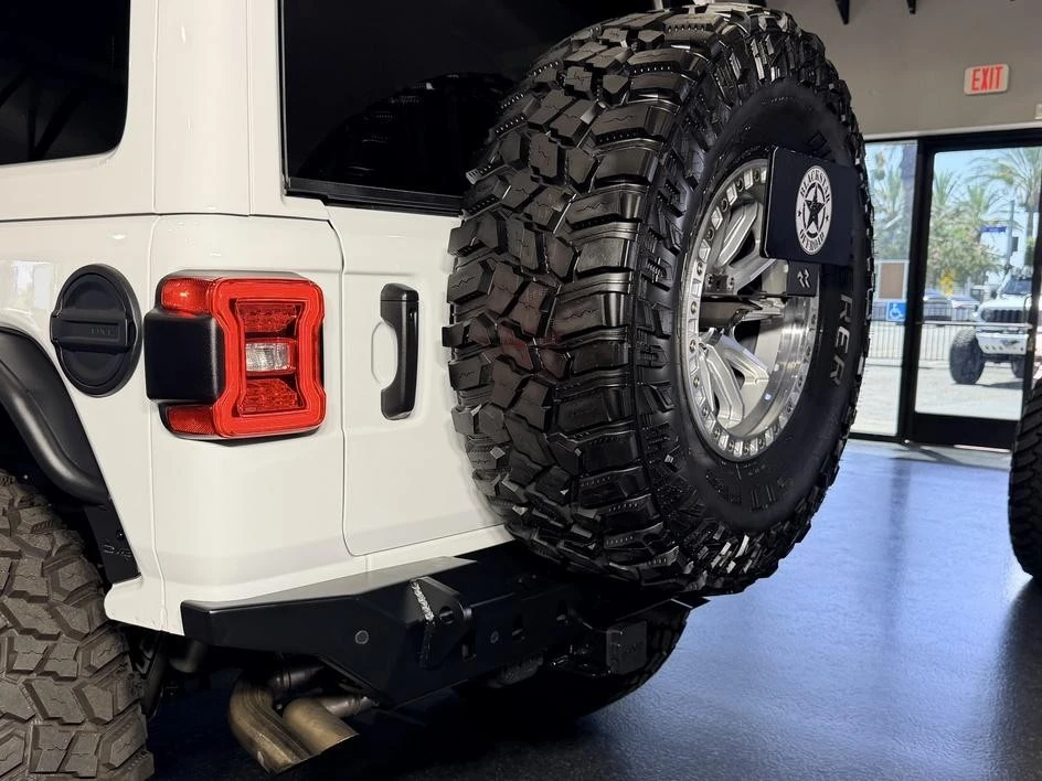 2022 Jeep JL Wrangler Rubicon 392 - Image 11 of 31