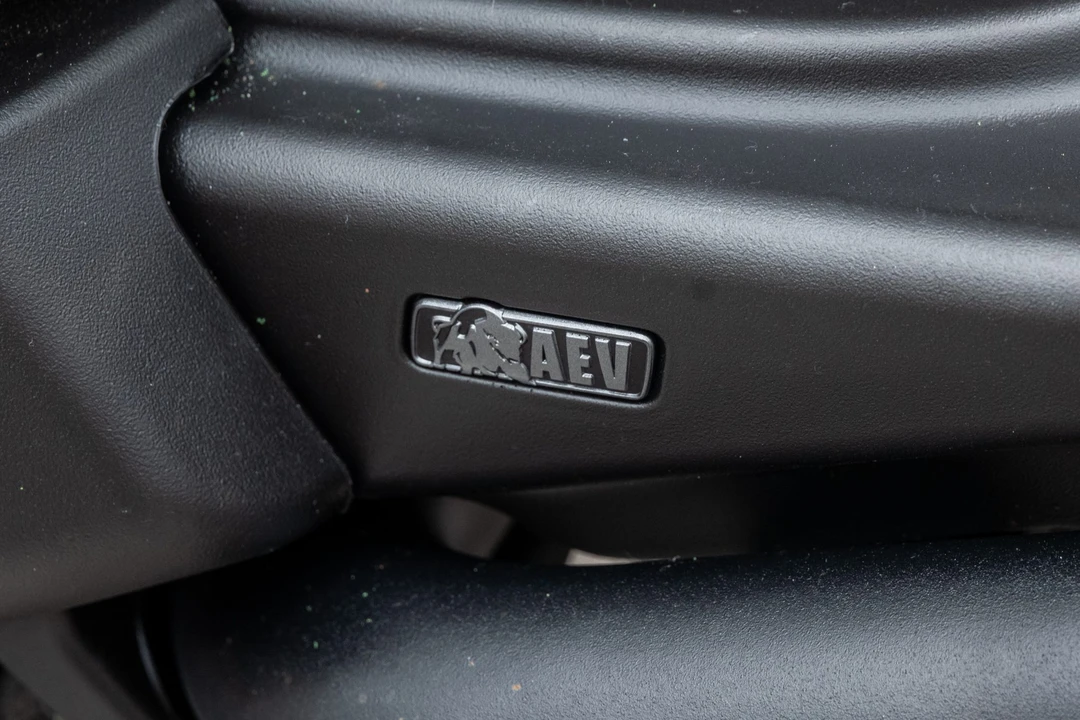 2022 Jeep JL Wrangler - Image 27 of 31
