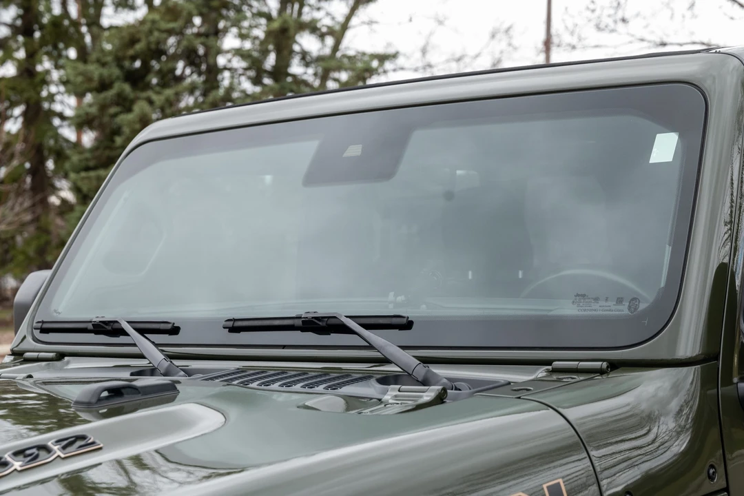2022 Jeep JL Wrangler - Image 11 of 31