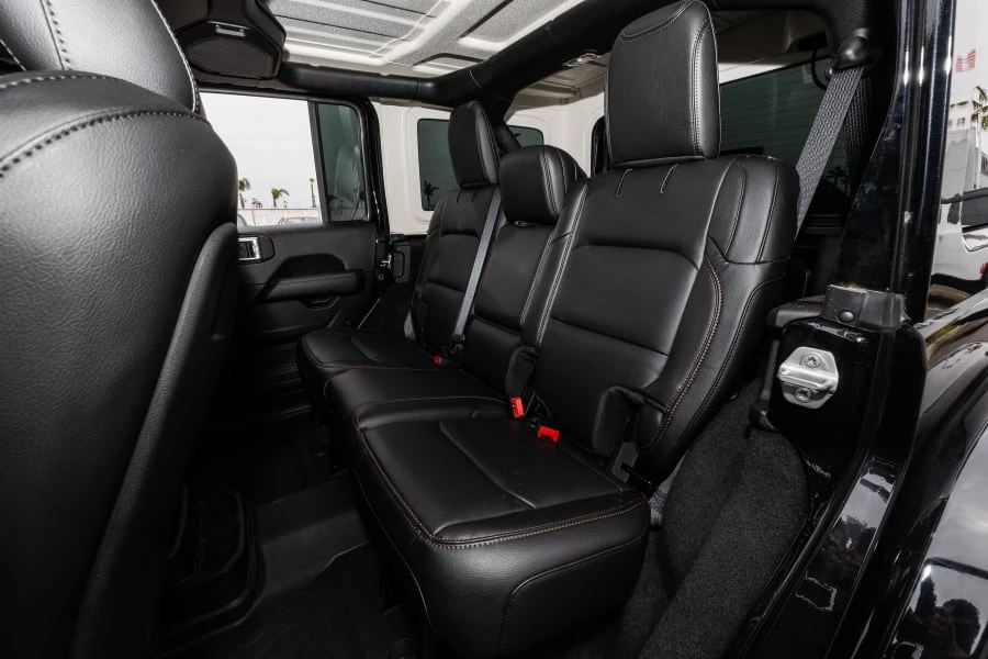 2022 Jeep JL Wrangler - Image 20 of 29