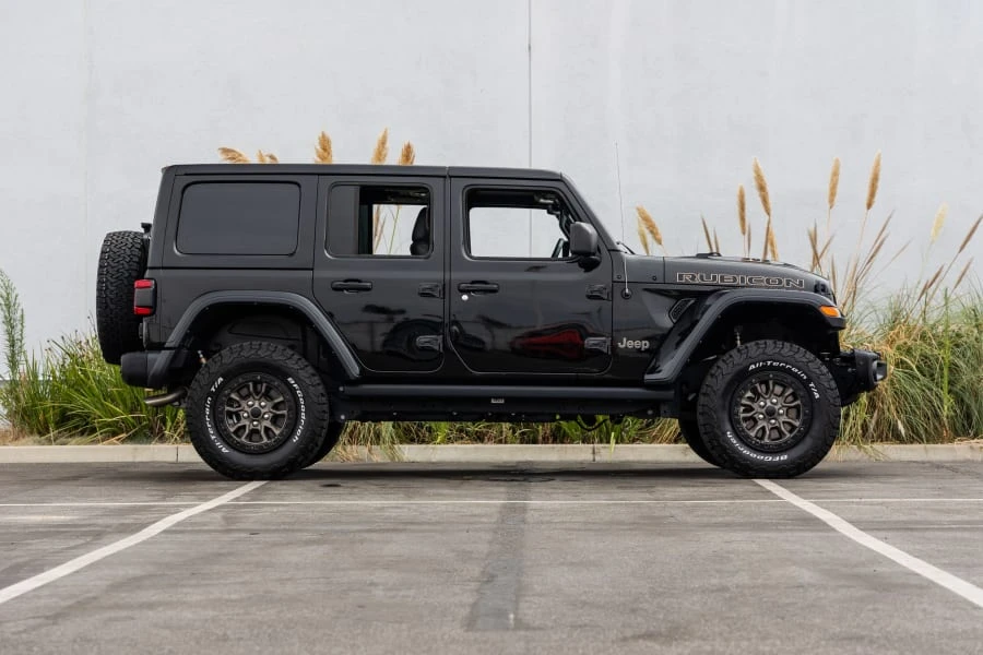 2022 Jeep JL Wrangler - Image 2 of 29