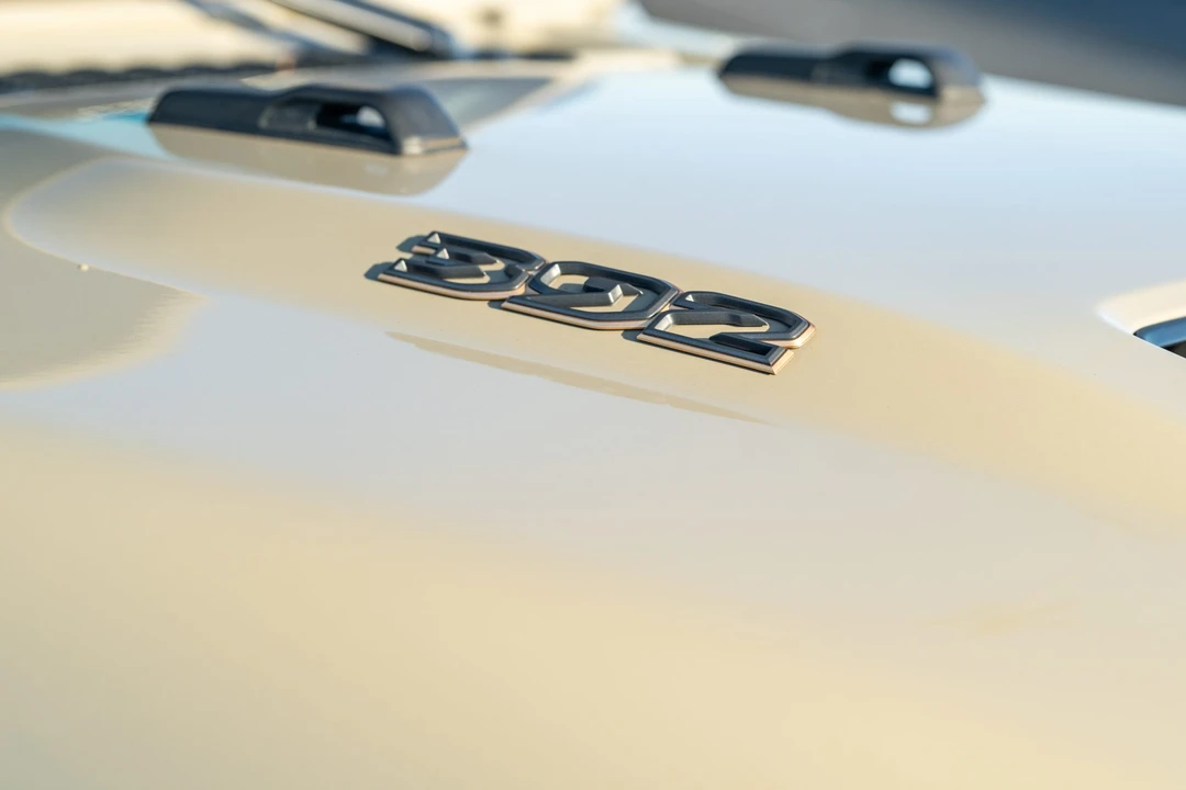 2022 Jeep JL Wrangler - Image 23 of 31