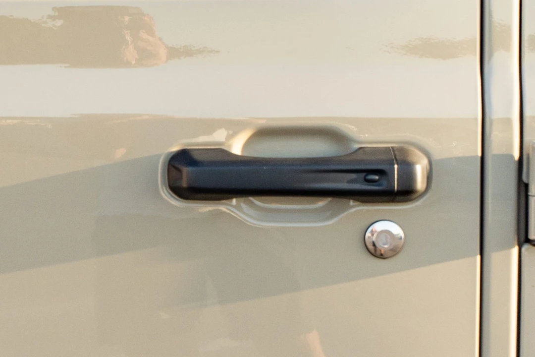 2022 Jeep JL Wrangler - Image 26 of 31