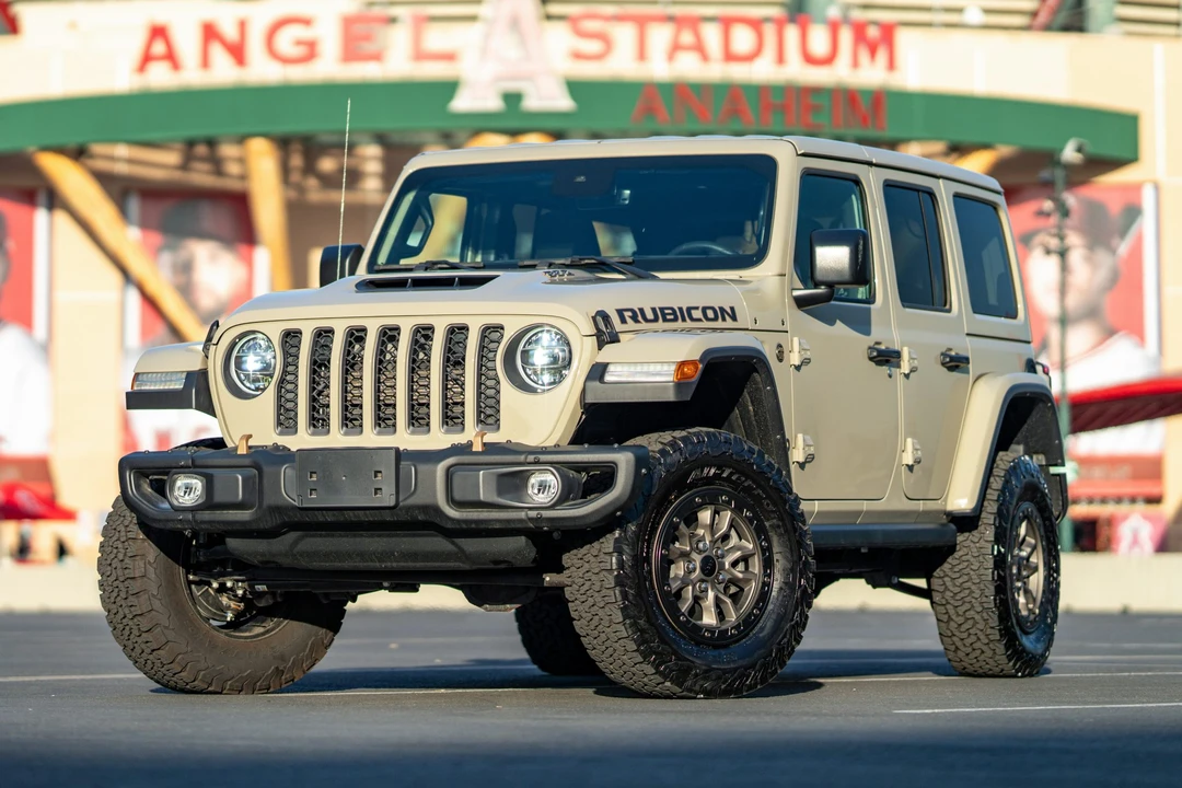 2022 Jeep JL Wrangler - Image 2 of 31