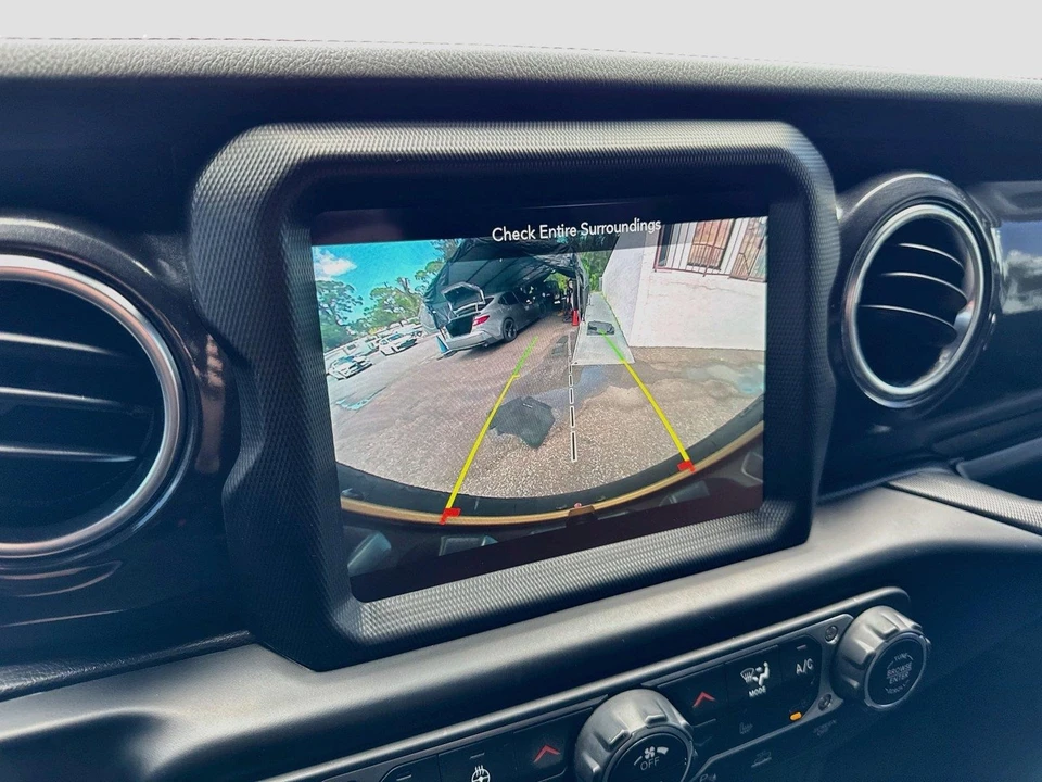 2022 Jeep JL Wrangler Rubicon 392 - Image 19 of 31