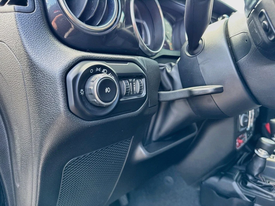 2022 Jeep JL Wrangler Rubicon 392 - Image 16 of 31