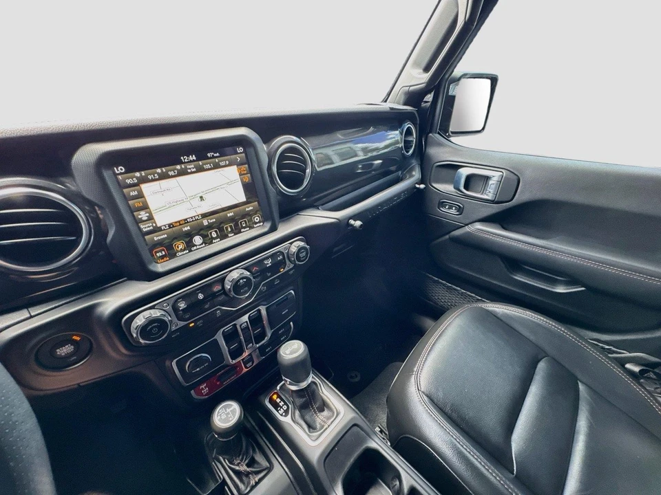 2022 Jeep JL Wrangler Rubicon 392 - Image 17 of 31