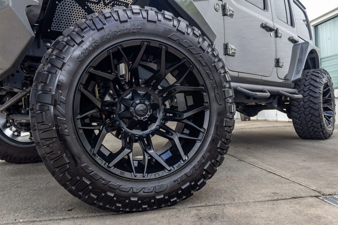 2022 Jeep JL Wrangler - Image 8 of 21