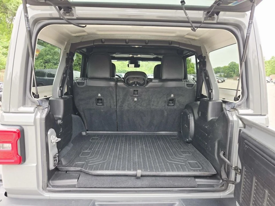 2022 Jeep JL Wrangler Rubicon 392 - Image 14 of 31