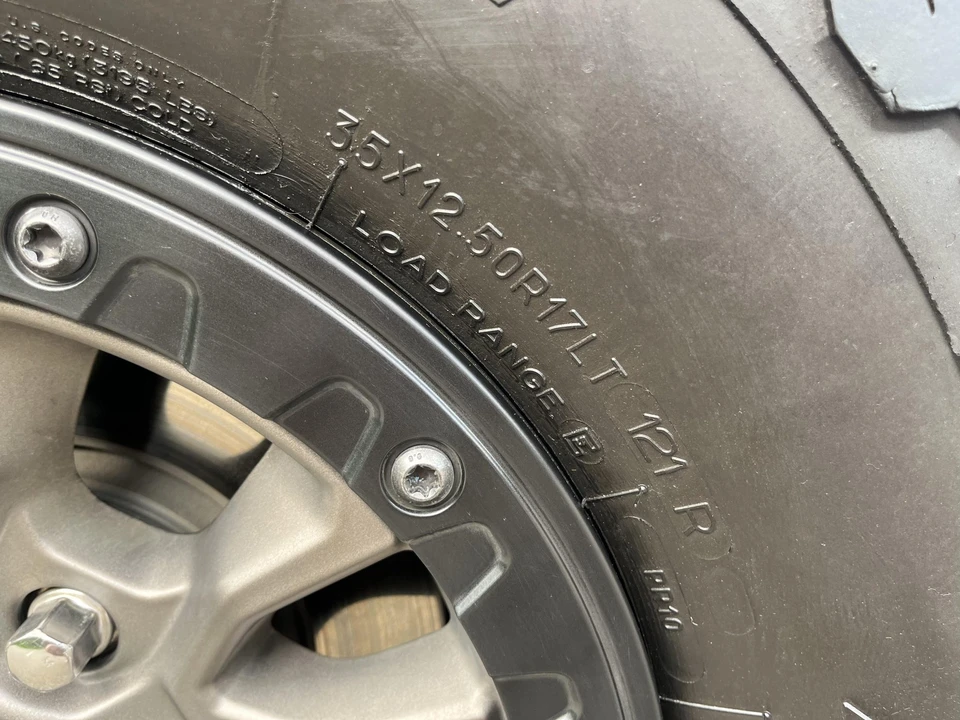 2022 Jeep JL Wrangler - Image 31 of 31
