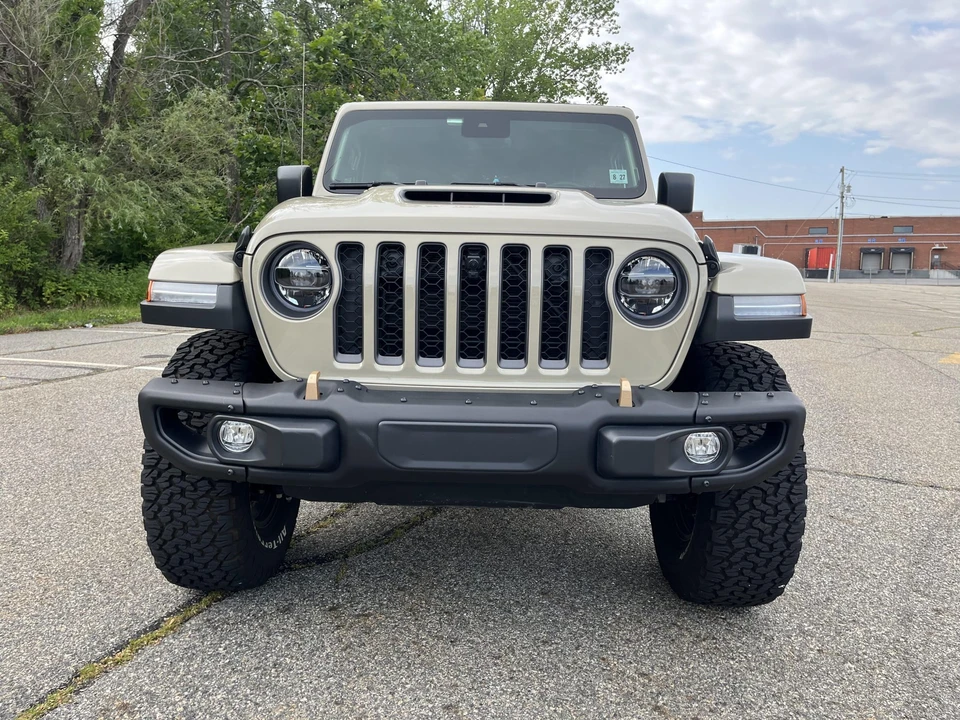2022 Jeep JL Wrangler - Image 4 of 31