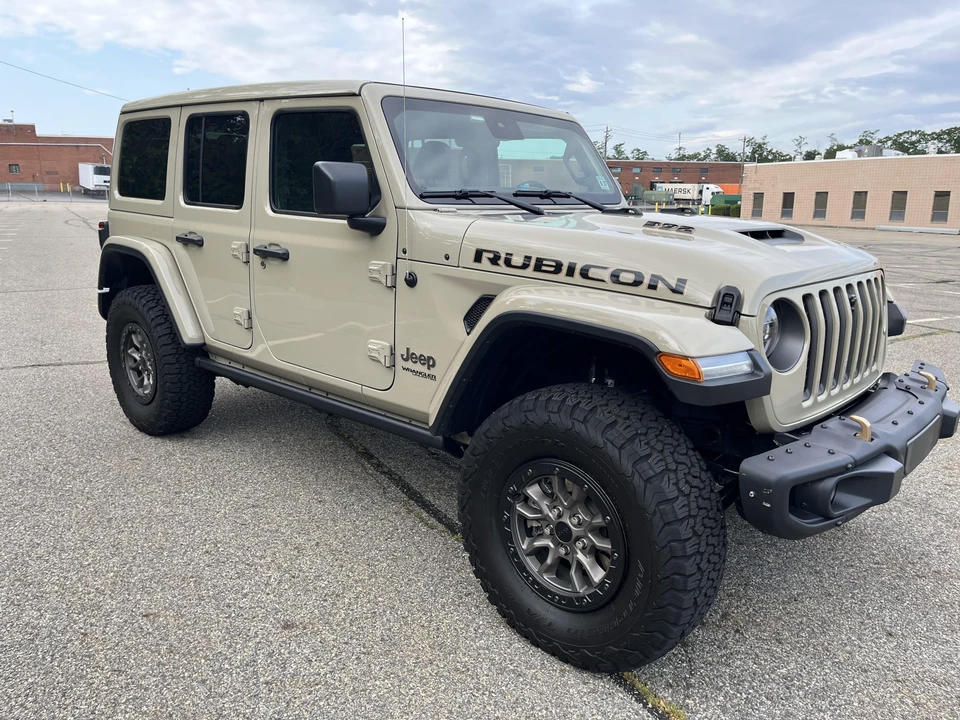 2022 Jeep JL Wrangler - Image 5 of 31