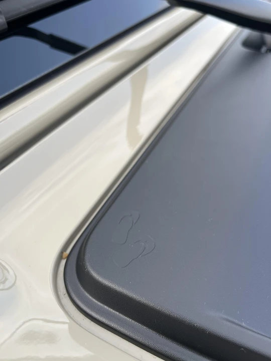 2022 Jeep JL Wrangler - Image 24 of 31